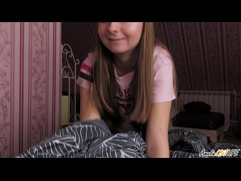 ❤️ بلونډي خپل BFF په ژوره توګه وخوري او په خوله کې یې وخوري په ps.tube-sexer.ru